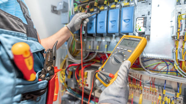 Best Affordable Electrician  in Barry, IL